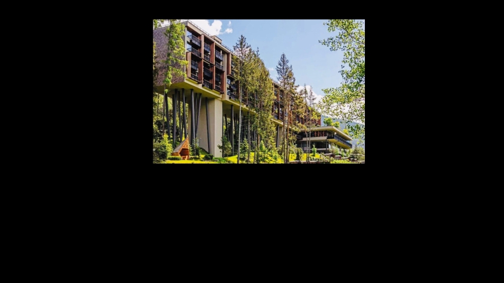 Alpin-Urlaub im 5*-Baumhaushotel in Brixen