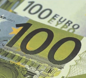 100-uro-Taschengeld